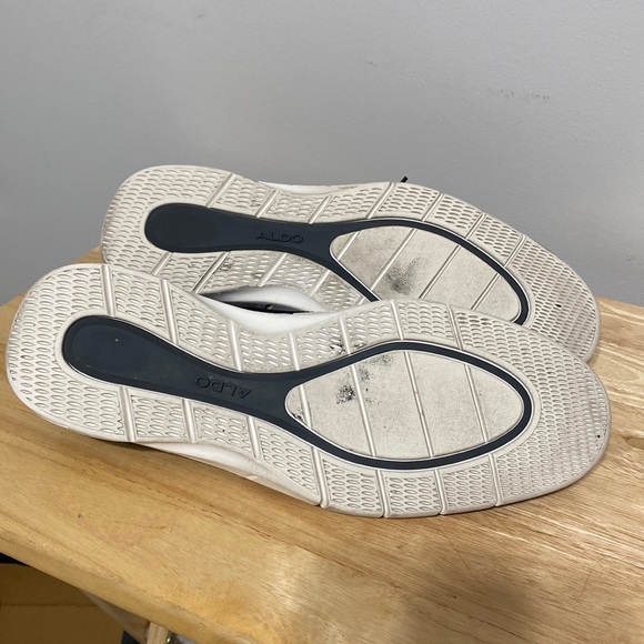 Men’s Black Shoes - Picture 4 of 5